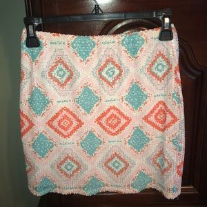 Full sequen pattern skirt